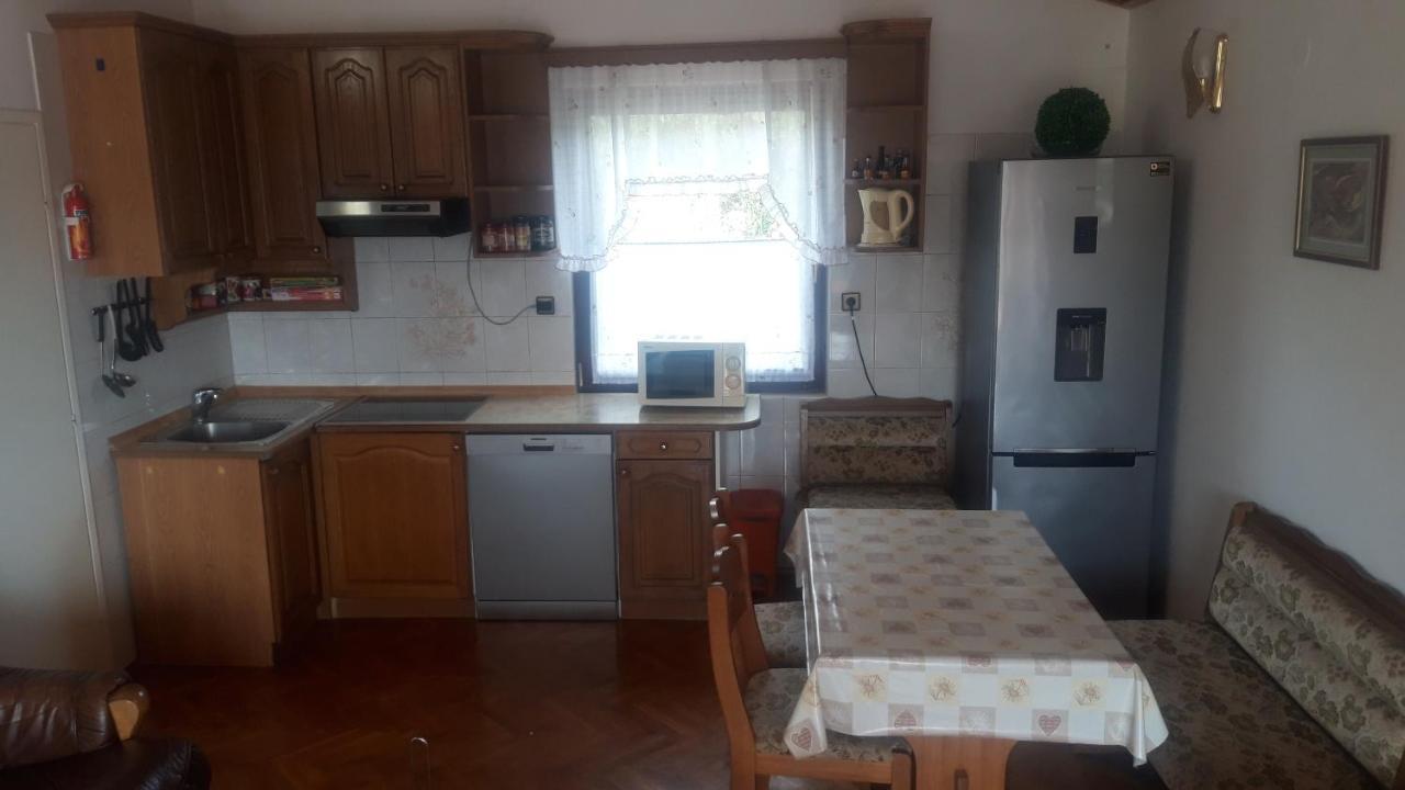 Apartment Golubica 2 *
