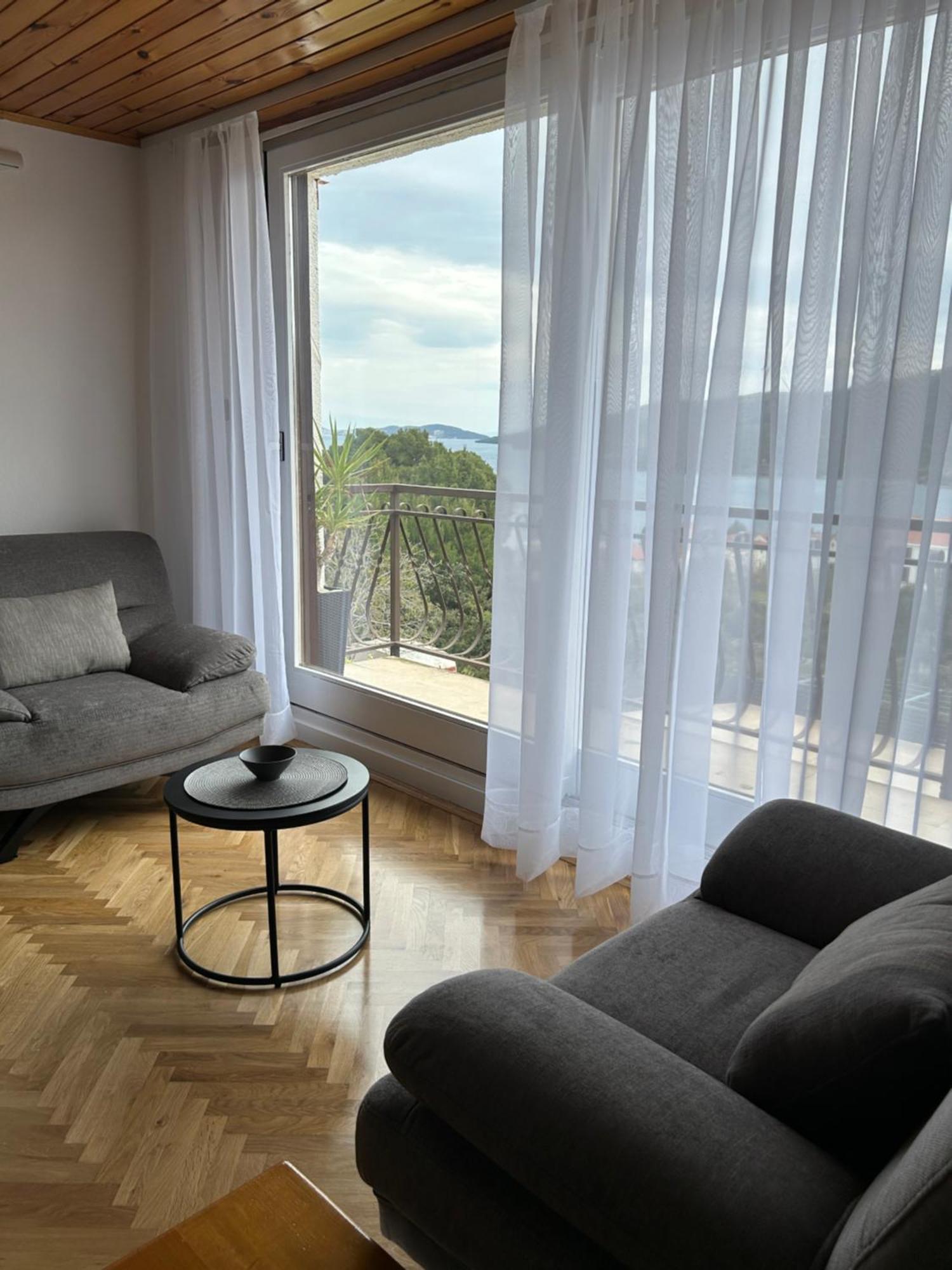 Apartment Golubica 2 Marina